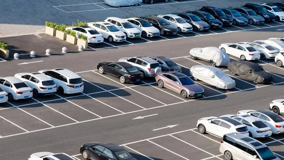 Масштабное обновление у Дворца спорта «Юность»: когда калининградцам откроют новую парковку