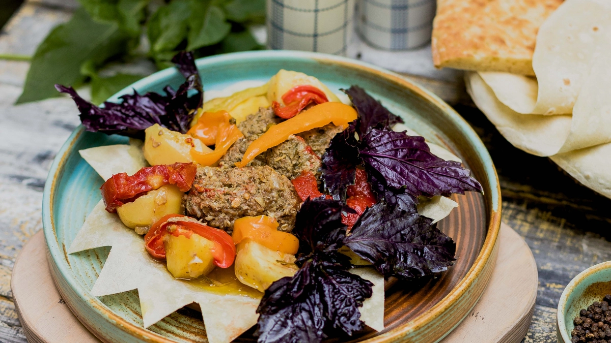 90% туристов не знают настоящей  кухни Абхазии: что попробовать кроме хачапури и шашлыка - советы от бывалых туристов