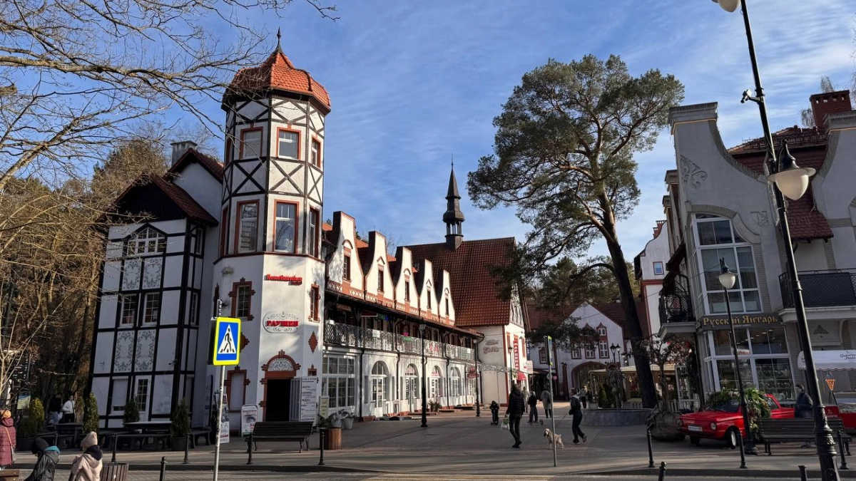Самый «противоречивый» и «медленный» город Калининградской области: Светлогорск — плюсы и минусы курорта и что посмотреть туристам