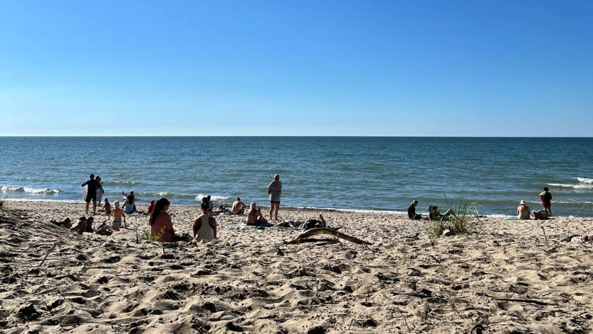 Где купаться на Чёрном море летом 2026: 10 курортов без мазута и нефти — полный гид безопасного отдыха от бывалых туристов