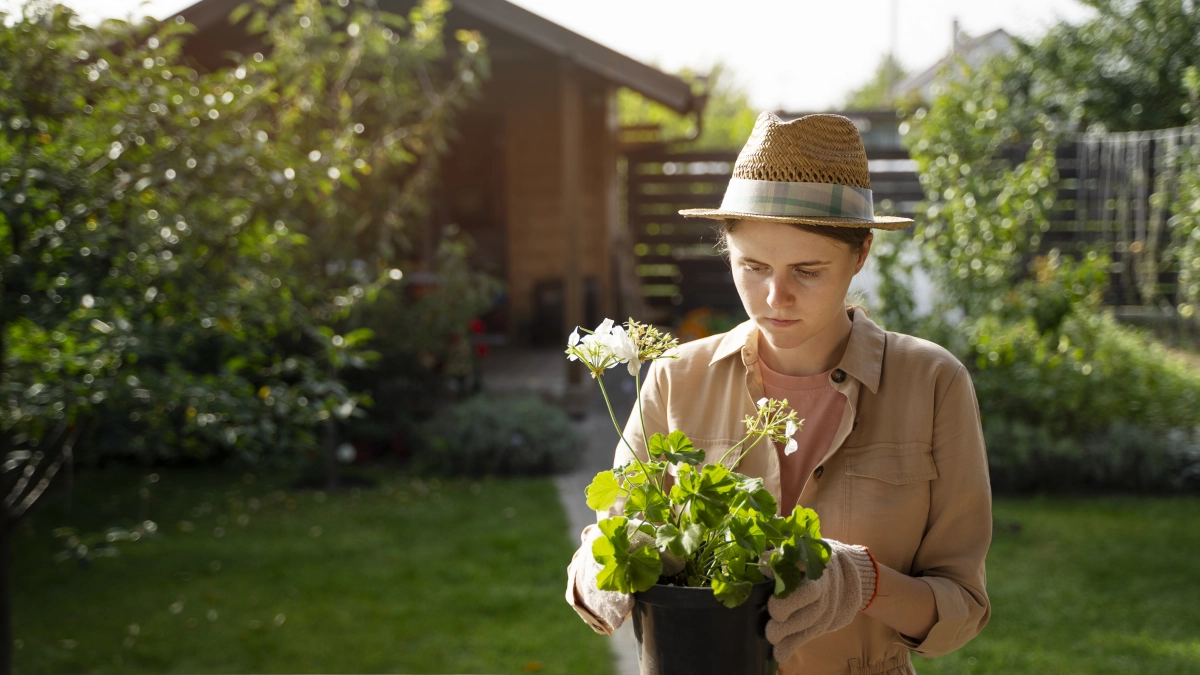 Как итальянки создают уют на даче: 5 приёмов, которые работают и у нас — от терракоты до старых комодов