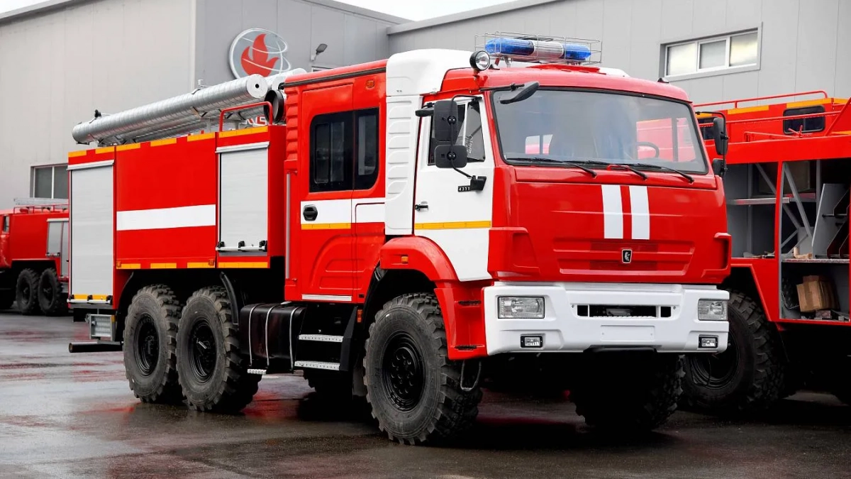В Калининграде площадь Победы превратится в выставку машин МЧС: как отпразднуют День пожарной охраны