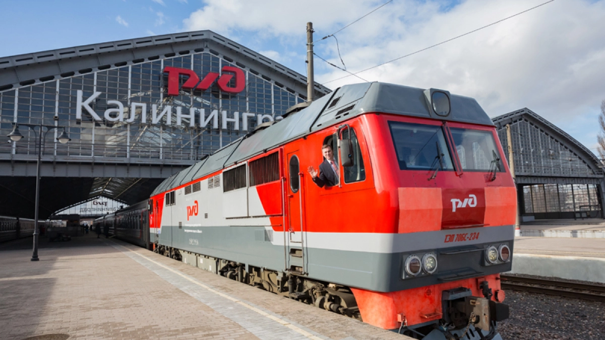 В Калининграде с 1 мая до моря запустят 43 дополнительных рейса «Ласточек» и автобусов : новое расписание