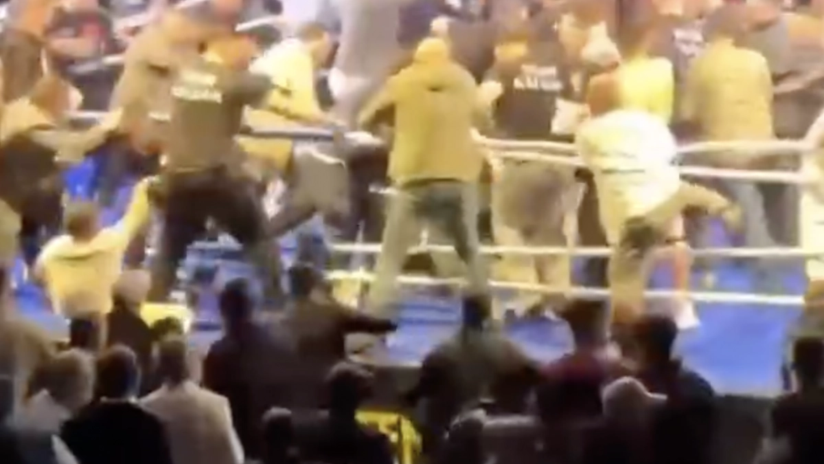 Триумф и скандал: калининградец выиграл титул чемпиона мира по боксу в Турции, но остался без медали из-за драки