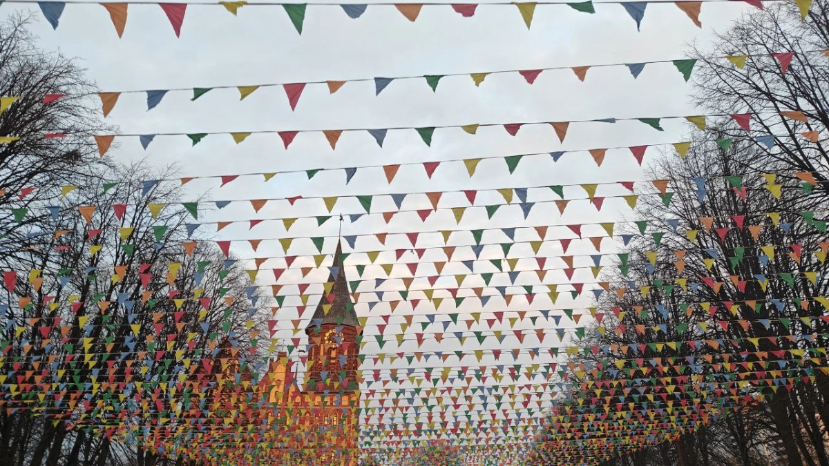 Едете в Калининград впервые? Полный гид: достопримечательности, море, еда и цены на жильё и кафе