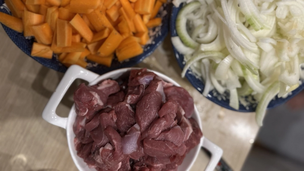 Нужно ли отказываться от мяса летом? Нутрициолог дала неожиданный ответ - вот что есть в жару, чтобы не чувствовать тяжесть