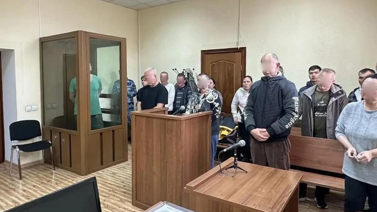 В Калининграде на 10 лет осудили ОПГ за нелегальную прописку 23 иностранцев, среди которых многодетный отец и почётный донор России