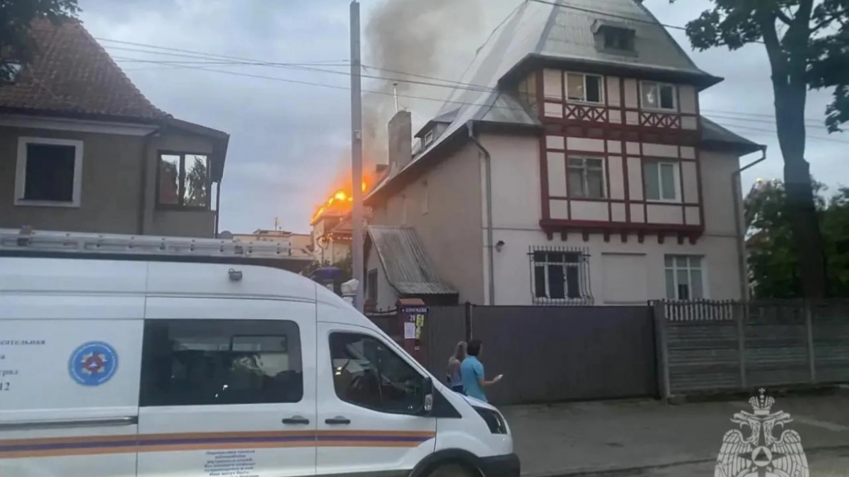 Пожар в исторической вилле: из горящего дома в Калининграде спасли 24 человека  