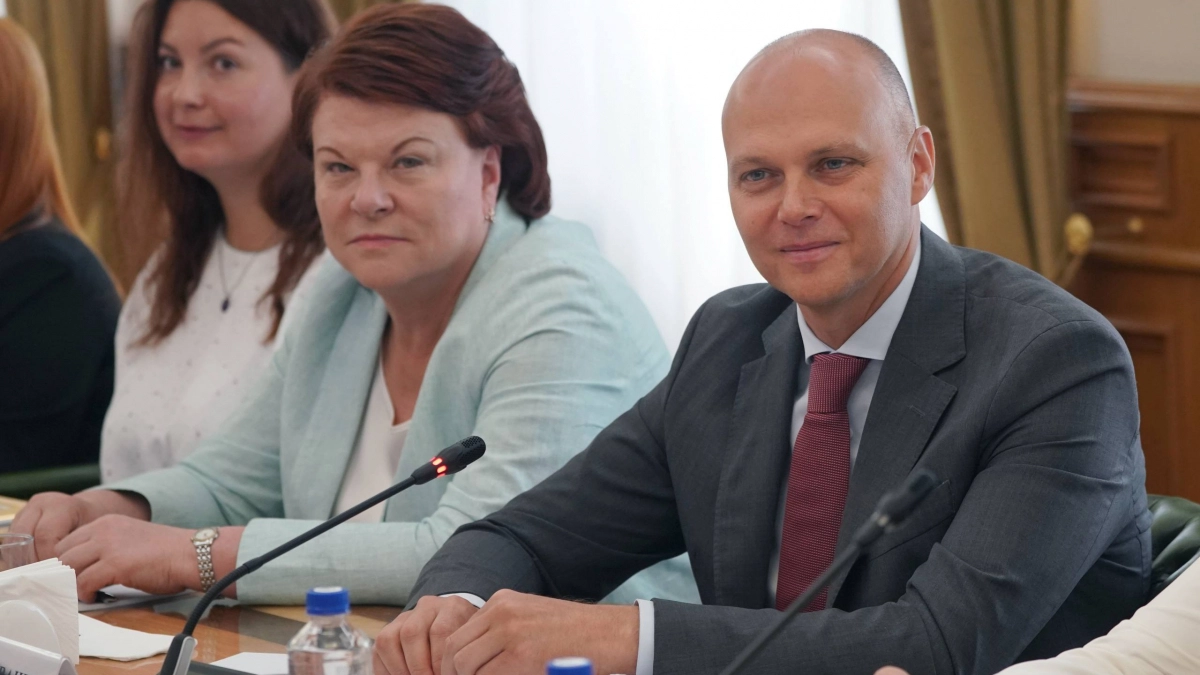 Больше 250 обращений за сутки: глава региона Алексей Беспрозванных открыл «личку» во «ВКонтакте»