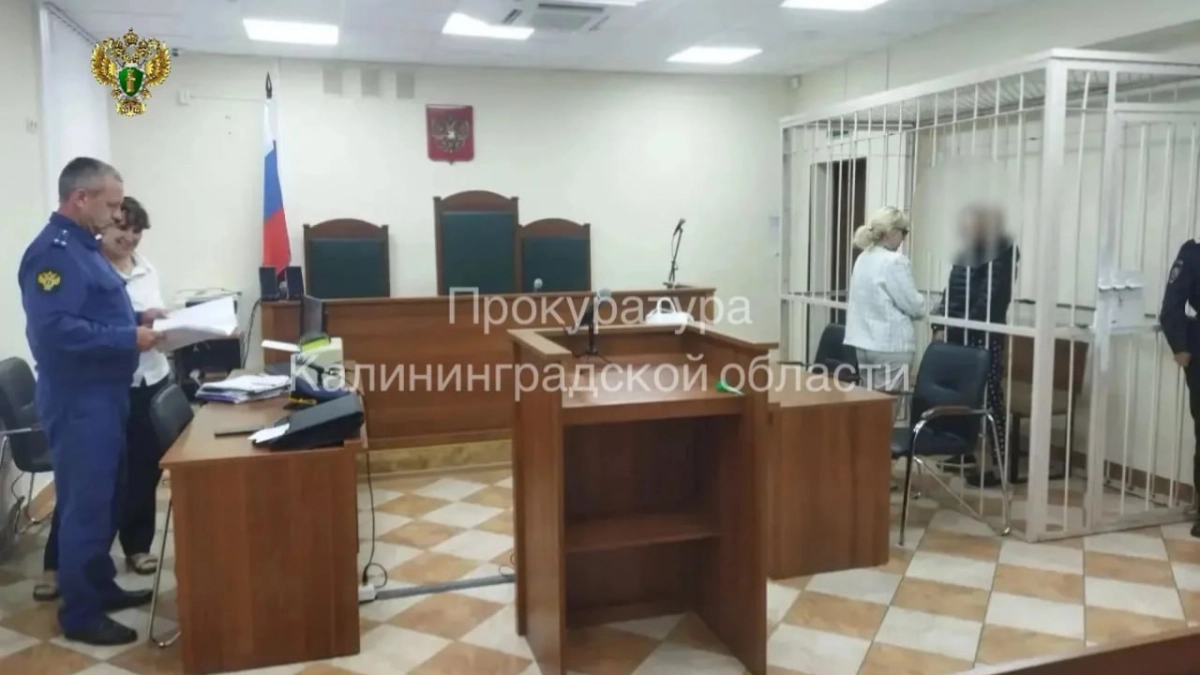 Пьяная, без прав и с двумя детьми: виновницу смертельного ДТП под Неманом отправили в СИЗО