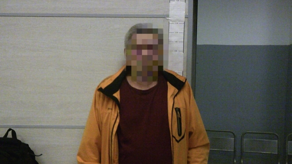 Полетали с полицией: на рейсе Москва — Калининград произошло сразу два инцидента