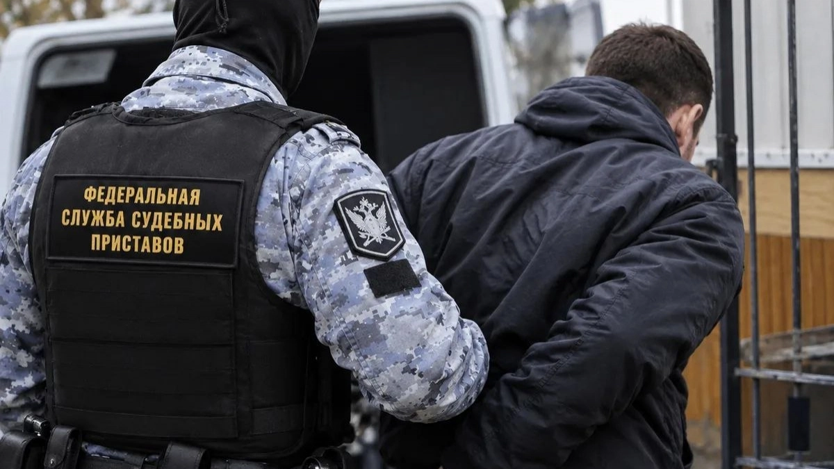 Попытка побега не удалась: на Балтийской косе задержан злостный неплательщик алиментов