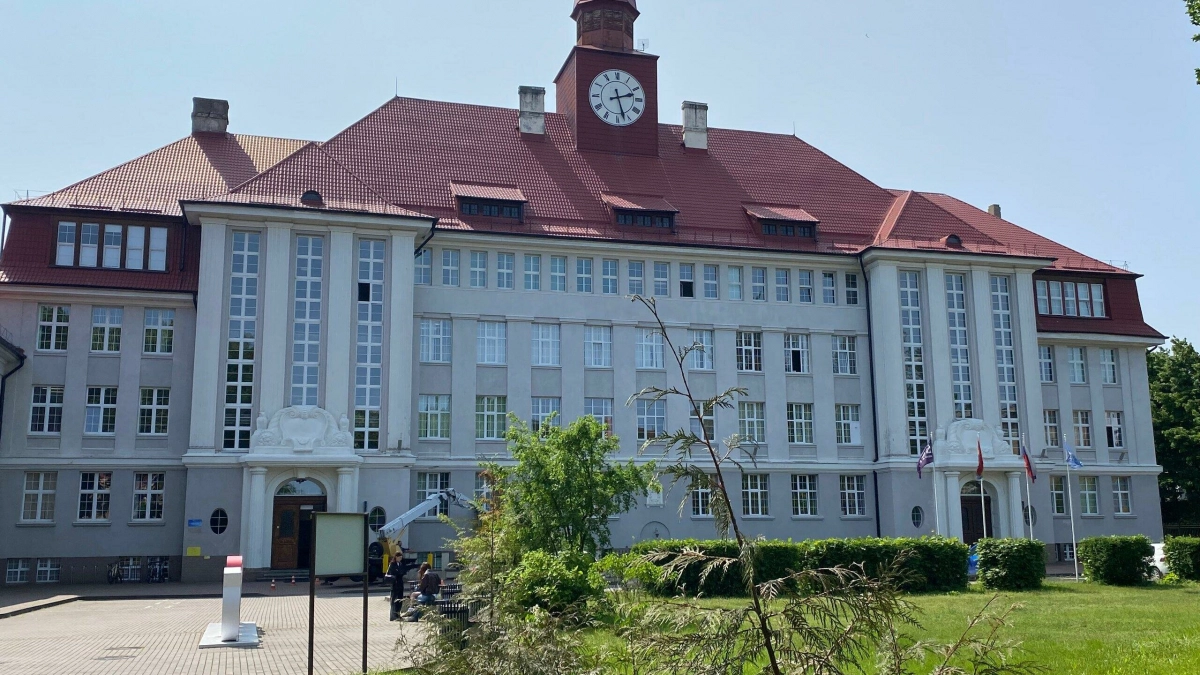 Администрация Калининграда озвучила сроки ремонта тротуаров на Чернышевского, Маяковского и Коммунальной